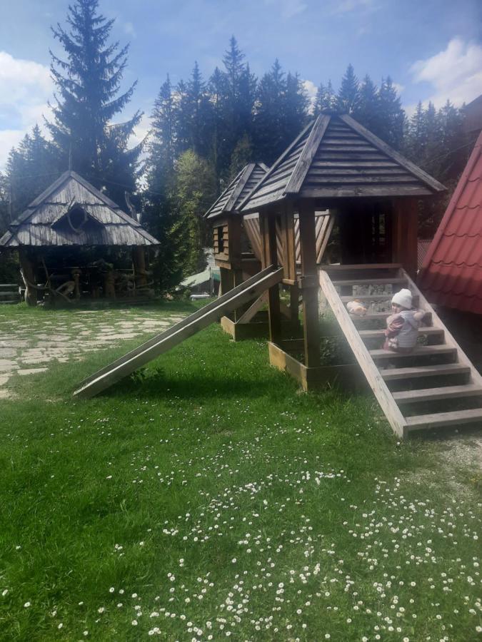 Hotel Bartka Yablunytsya Exterior foto